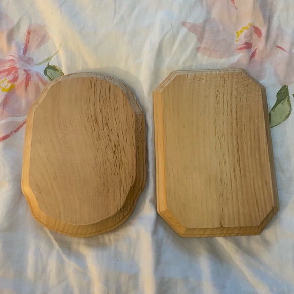 Wood Plaques - Picture 1 of 3